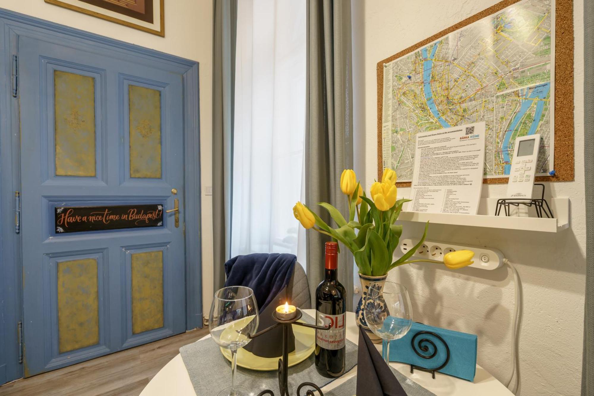 Barka In Downtown Buda Appartement Budapest